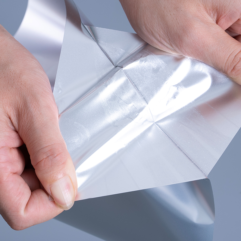 Pellicola autoadesiva in PET argento opaco a getto d'inchiostro